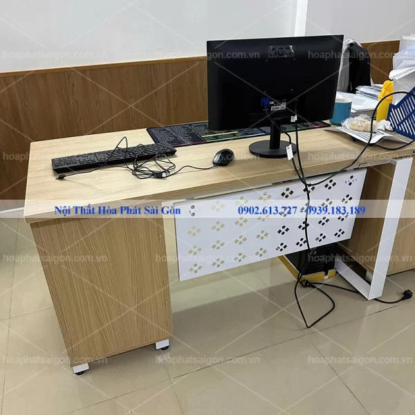 Hình thực tế bàn làm việc liền hộc HR140HLC5