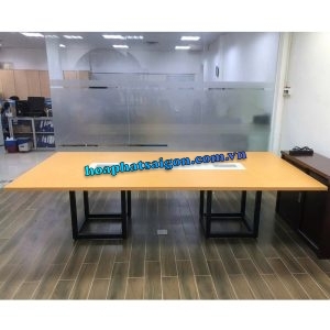 Bàn họp chân sắt mặt gỗ Hòa Phát Sài Gòn