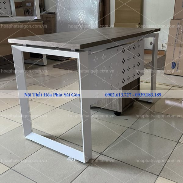 bàn làm việc chân sắt HR120SC5