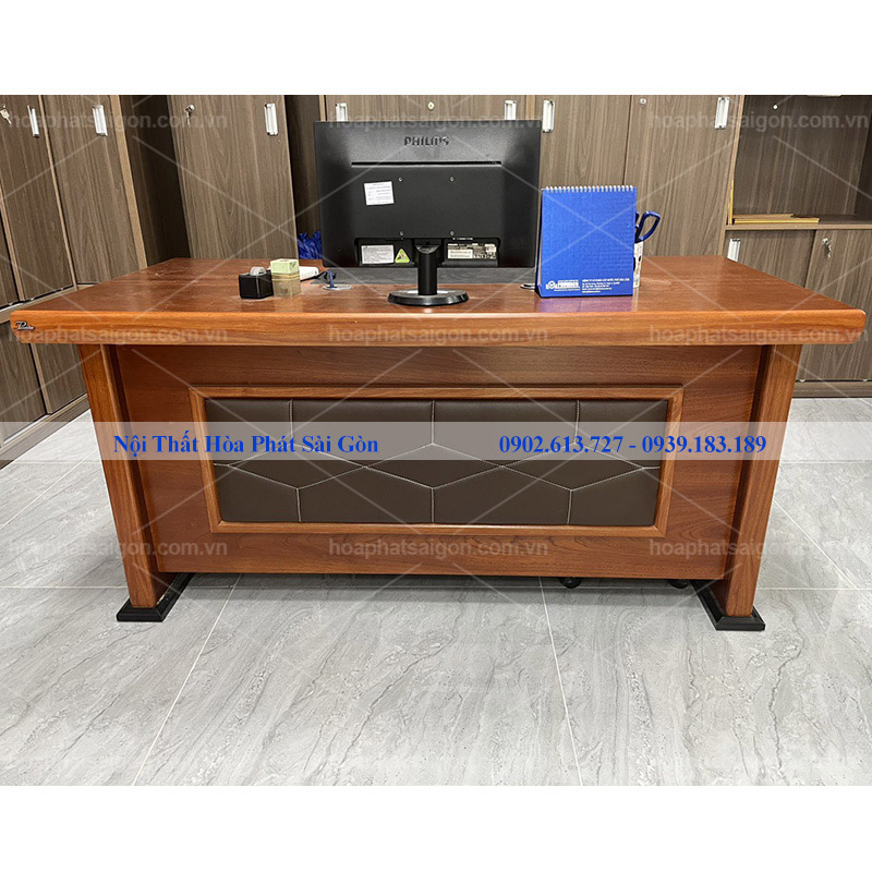ban-truong-phong-veneer-et1600vm1 Hình thực tế bàn trưởng phòng veneer et1600vm1