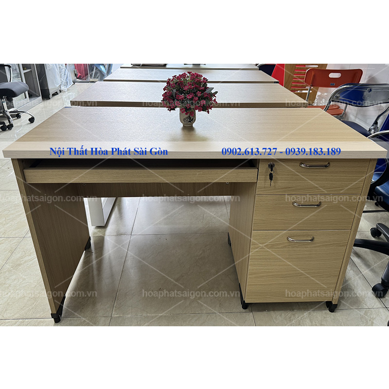 ban-lam-viec-lien-hoc-at120shl3df Hình thực tế bàn làm việc liền hộc AT120SHL3DF