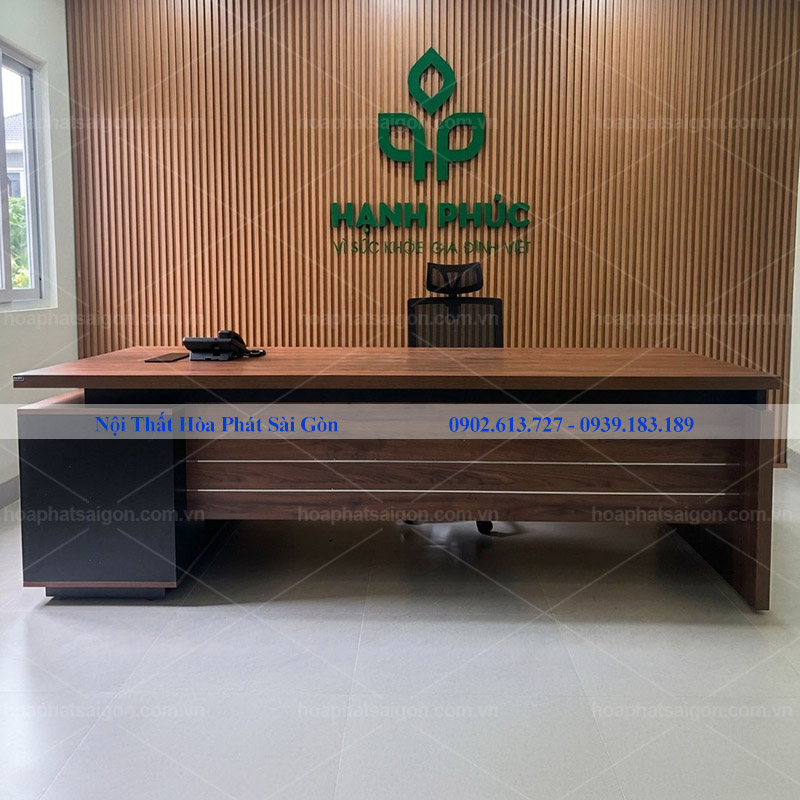 ban-lanh-dao-luxb1818v3 Hình thực tế bàn lãnh đạo LUXB1818V3