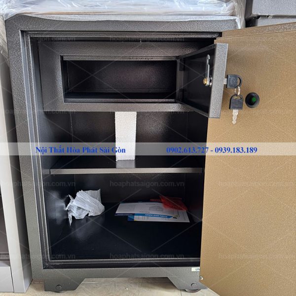 Hình thực tế bên trong két sắt UN68DT điện tử